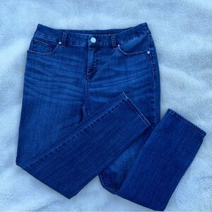 Chico’s So Slimming Girlfriend Slim Leg Ankle jeans 4